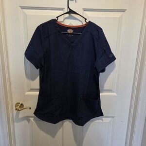 Dickies Navy Blue Scrub Top Womens V-neck Size Large NWT